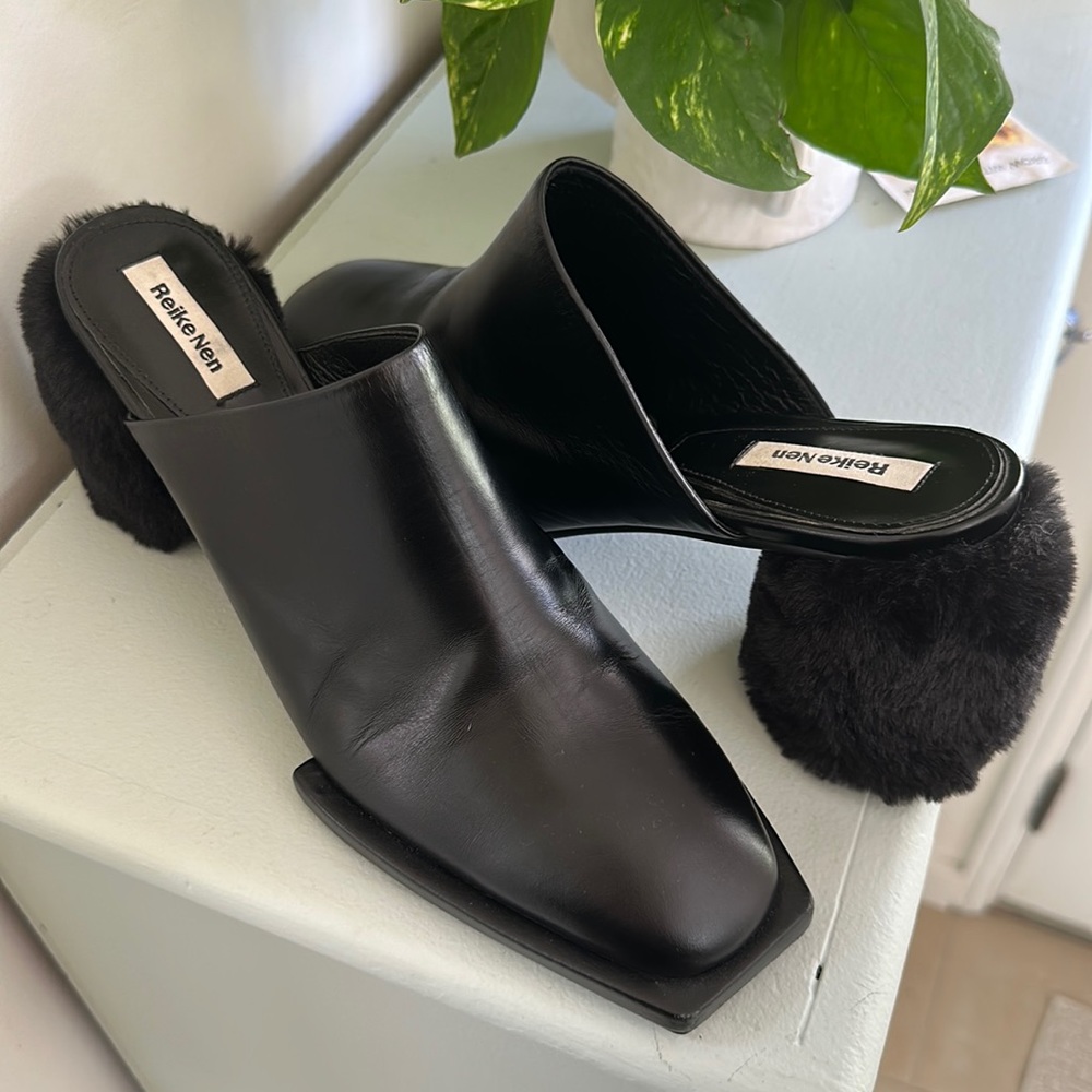 Black Reike Nen pumps with fur heel details